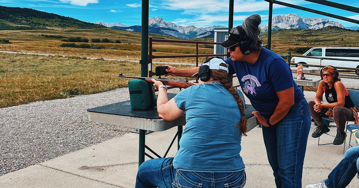 women shooting hunting rifles